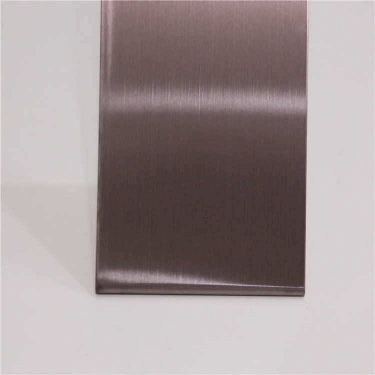 防滑不锈钢板生产厂家一般不锈钢板尺寸