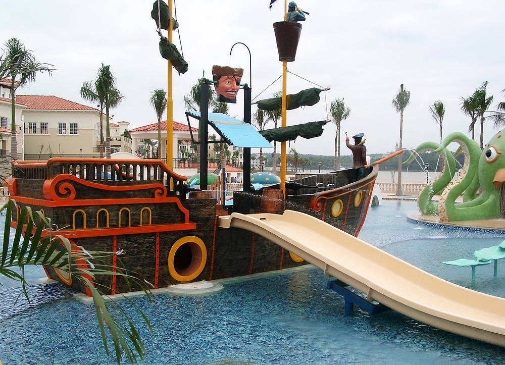 广州潮流水上乐园设备 厂家提供海盗船设备