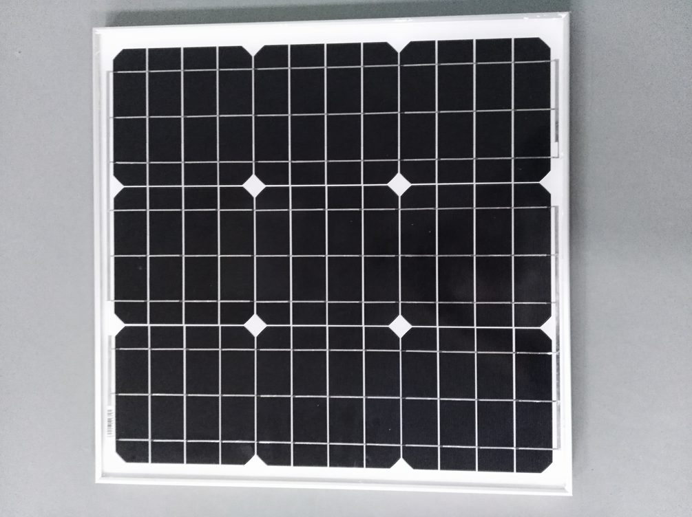 供应芯诺单晶40w太阳能电池板 XN-18V40W-M