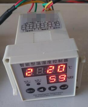 智能型温湿度控制器，数字显示双通道2组传感接入，温度值自由设定