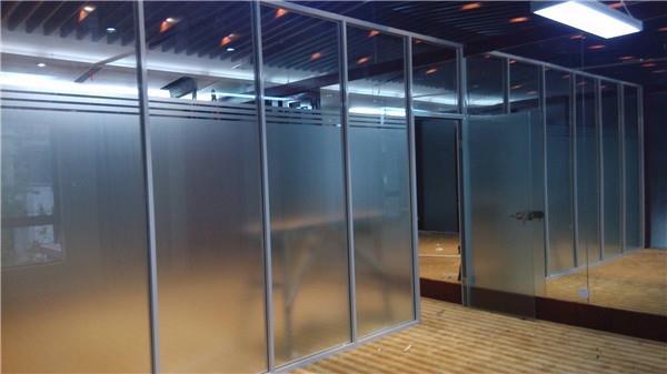 朔州办公室玻璃百叶隔断施工质量好 免费设计安装