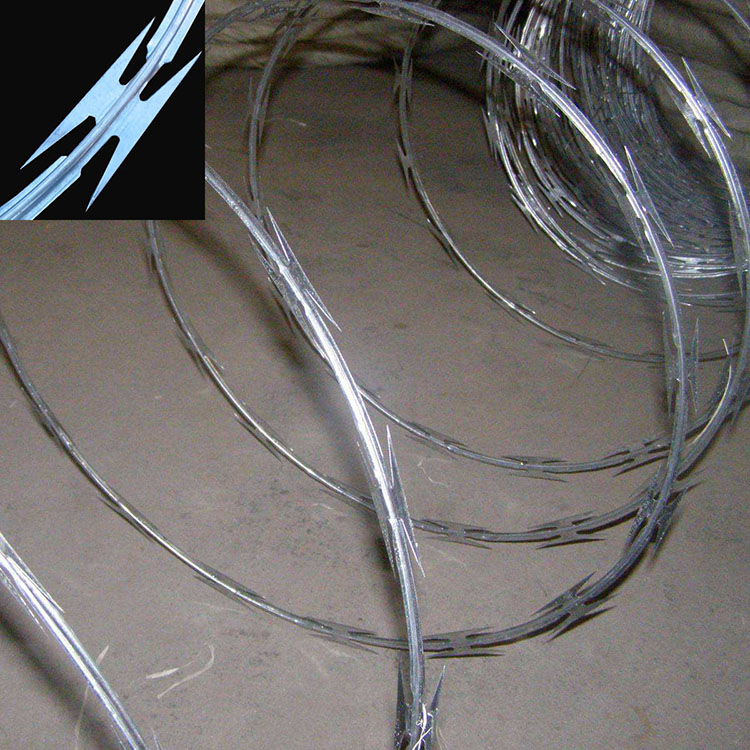 不锈钢刀片刺绳围栏网厂家，316L不锈钢刀片刺绳防护网