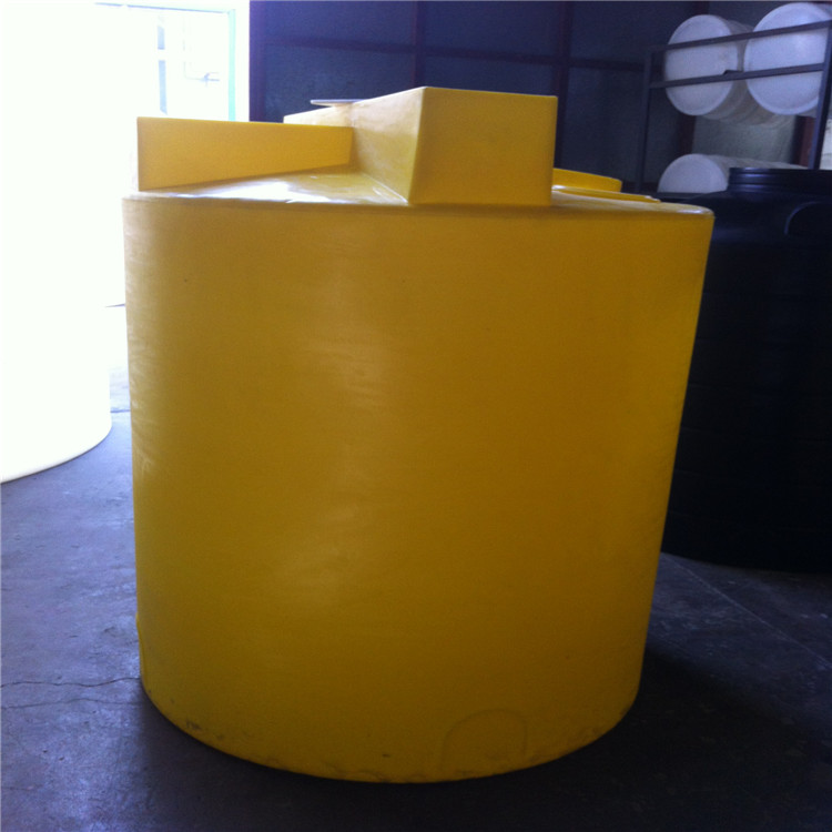 加药箱100-5吨牛筋桶防冻液搅拌罐肥料桶PE桶加药搅拌装置带电机