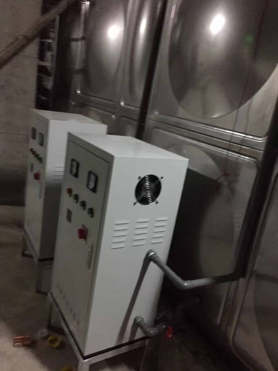 厂家直销厦门泉州福州水箱自洁消毒器 自动清洗装备环保