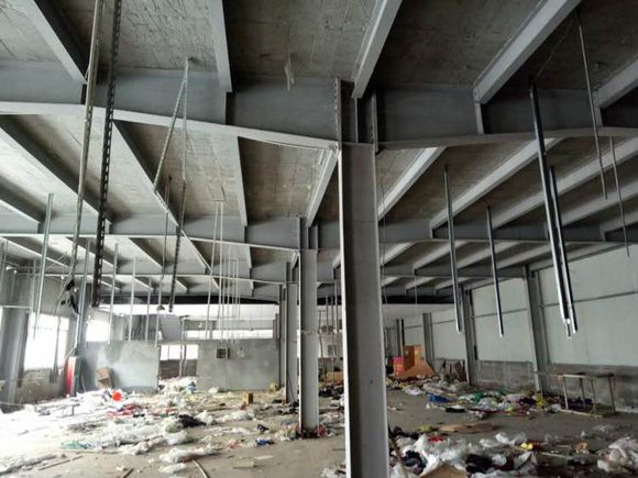 钢结构回收，上海钢结构厂房拆除，例如：翻新，制作安装一体化