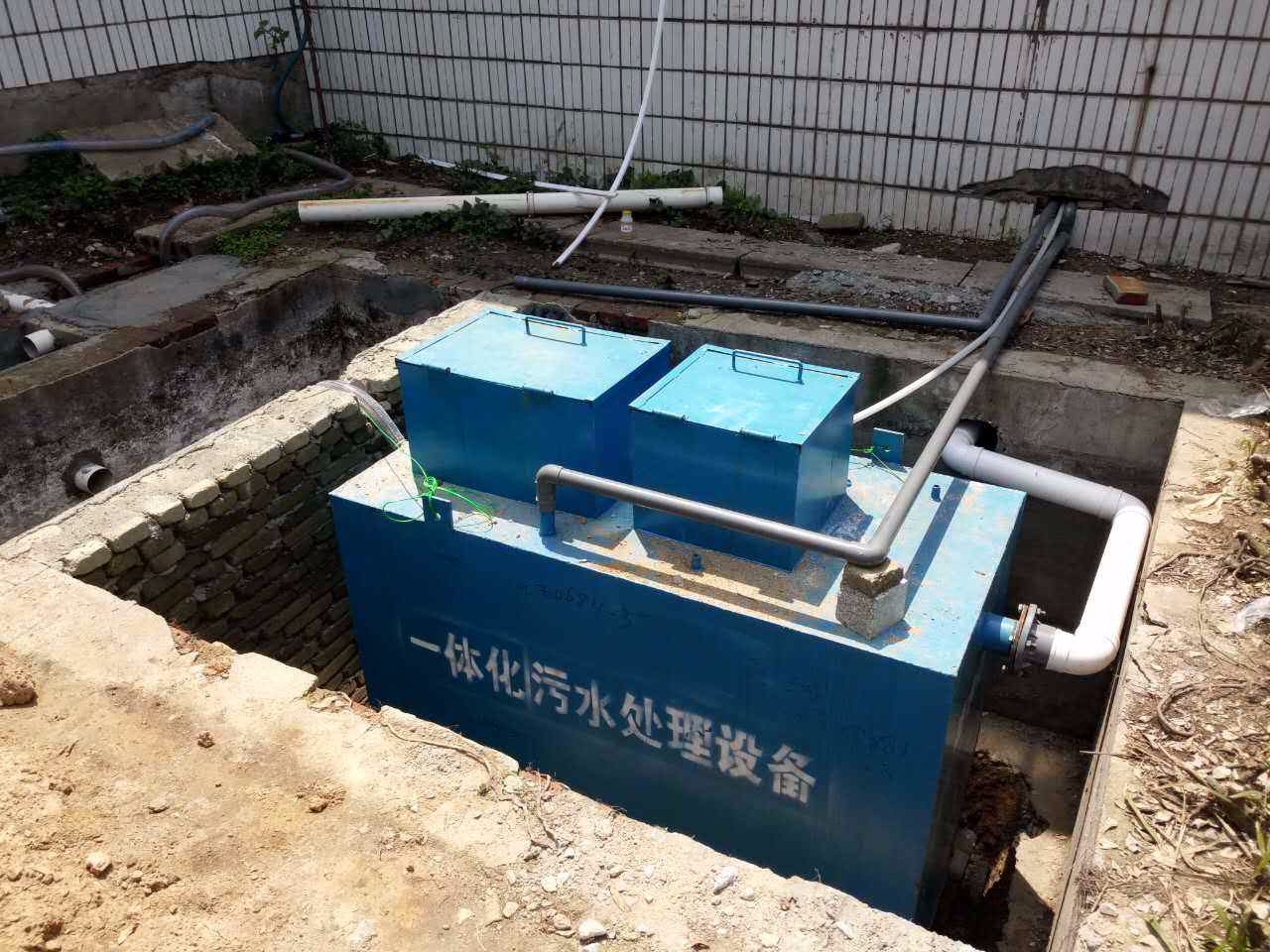 连州农村生活粪污处理设备防腐处理
