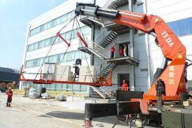 衢州设备吊装上楼 专业设备起重吊装搬运公司 吊装公司