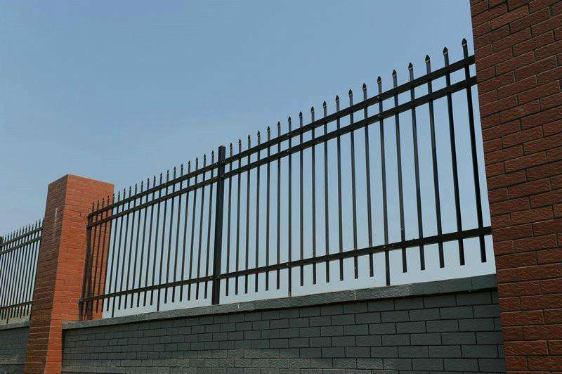 湖南锌钢护栏/张家界锌钢栏杆厂家/空调栏杆/锌钢百叶窗厂家
