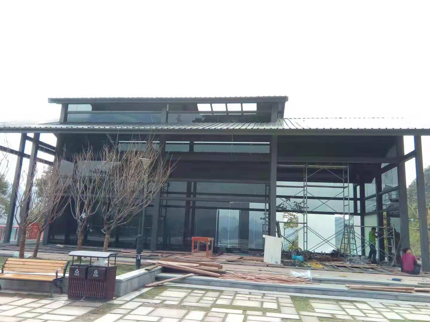 贵州省遵义市建筑玻璃贴膜包工包料专业上门施工
