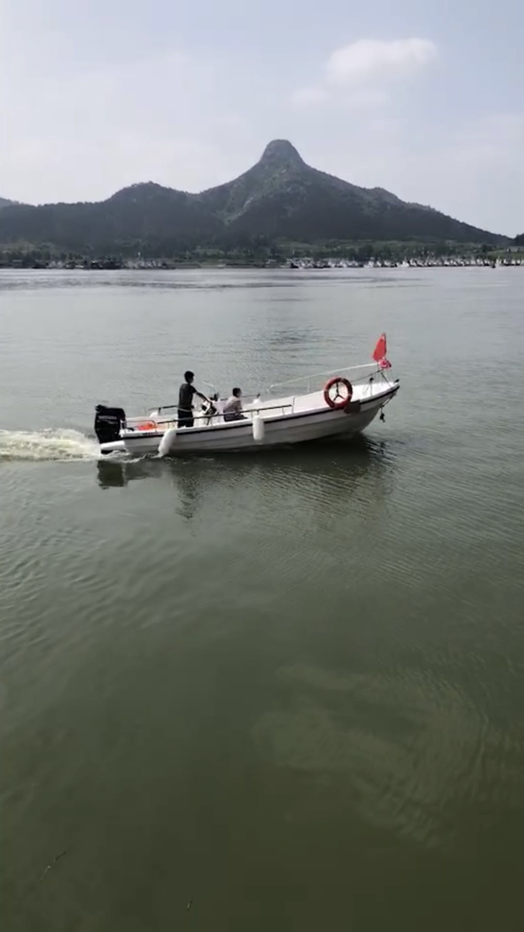 国产钓鱼艇价格 6.8米新款钓鱼艇 山东专业玻璃钢钓鱼艇生产厂家
