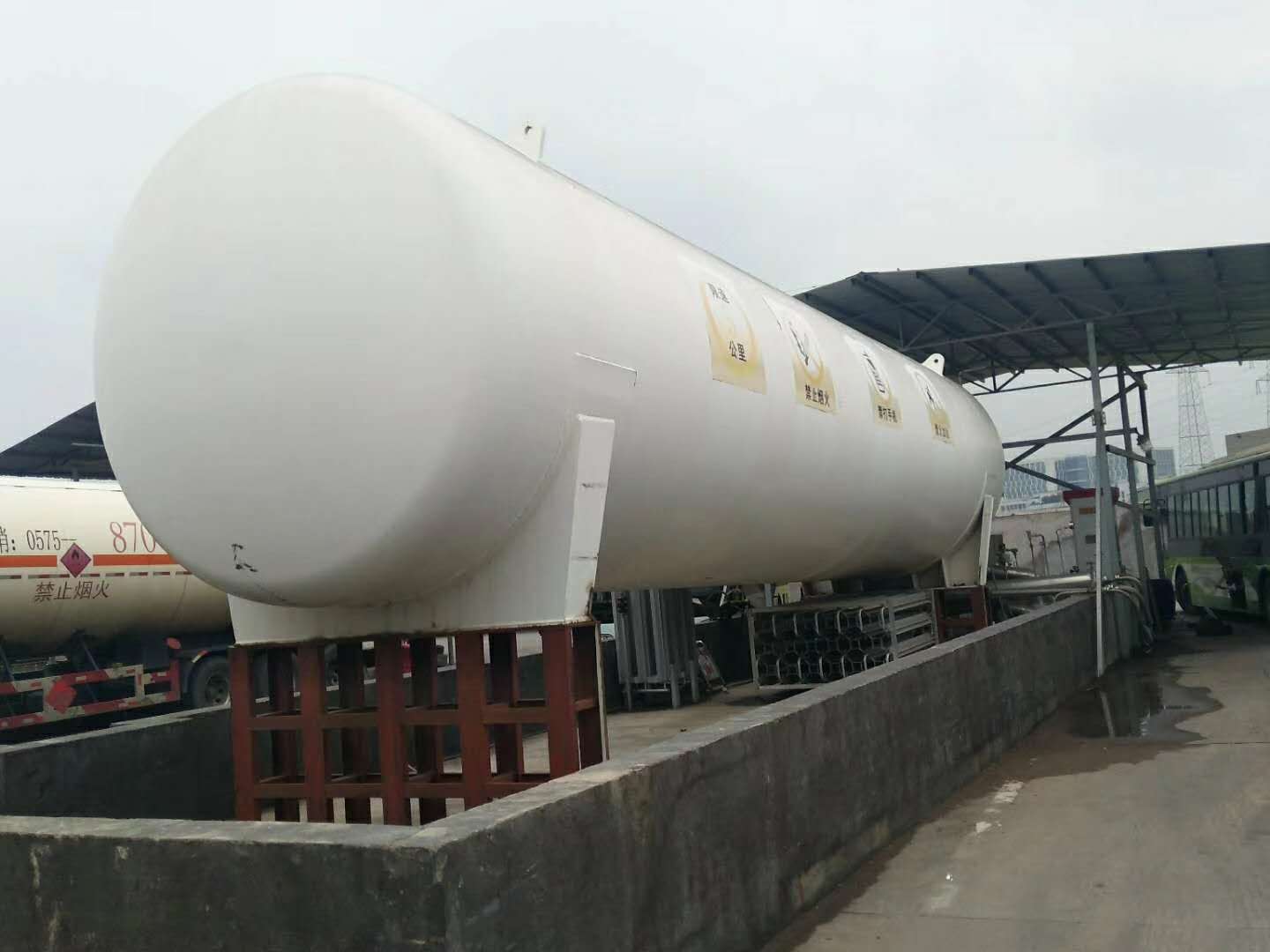 二手北京天海8公斤低温储罐 60立方天然气储罐