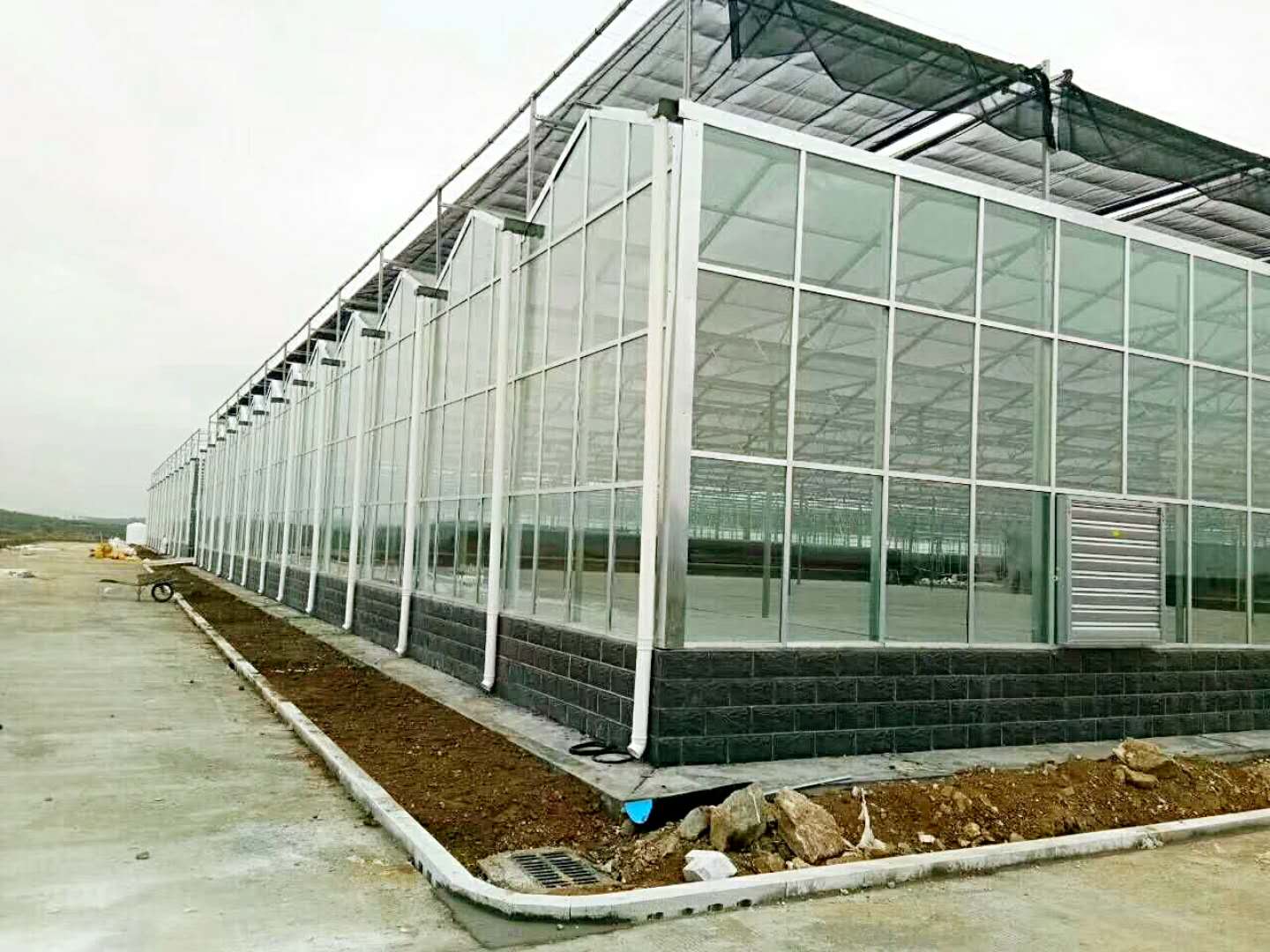 宁德农产品展销市场玻璃温室大棚设计施工售后一体化加工厂家
