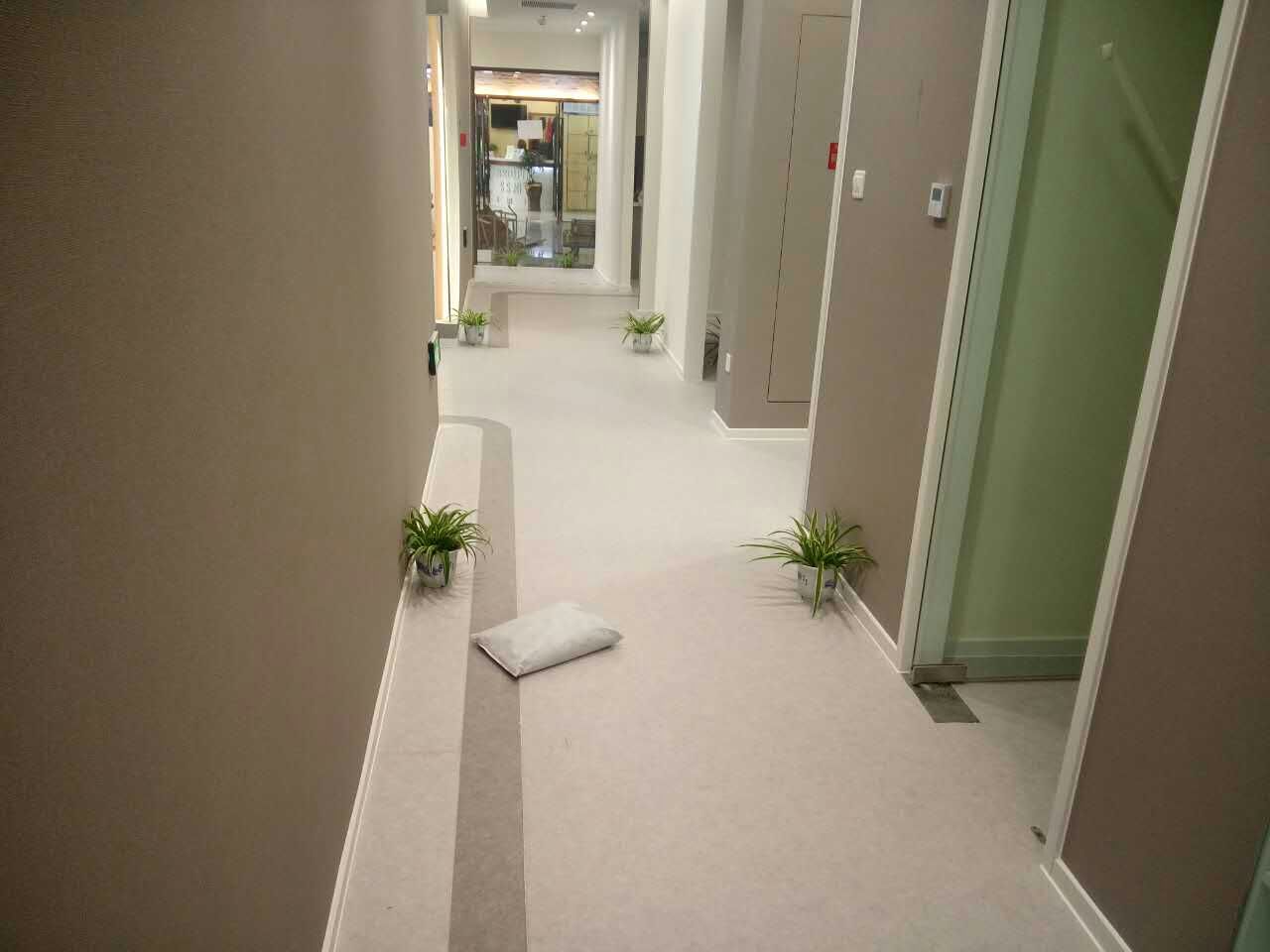 PVC地板打造优秀的医院环境