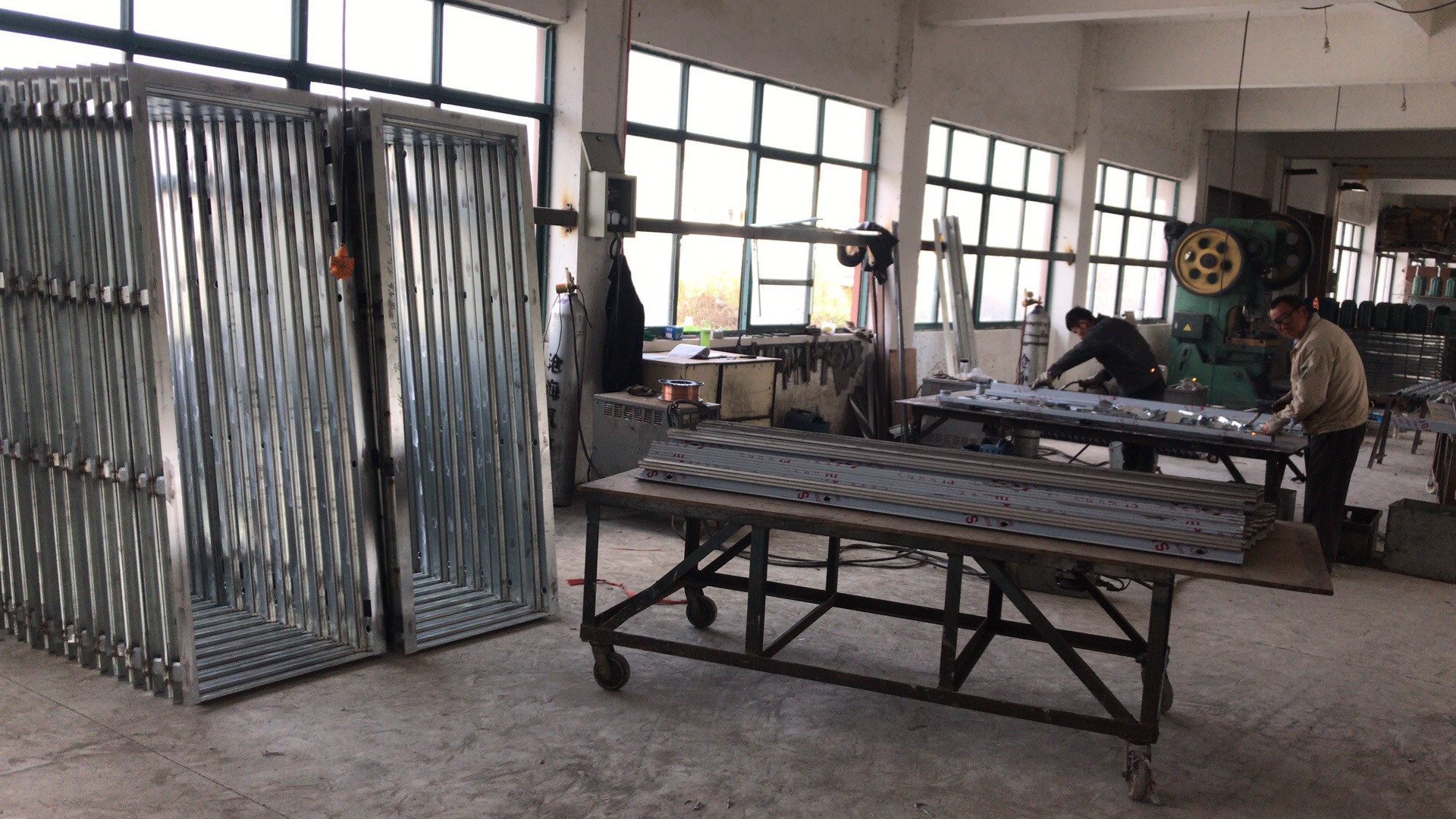上海专业手工净化板聚氨酯胶水老品牌有行鲨鱼 浙江/苏州地区做手工净化板聚氨酯胶水的厂家