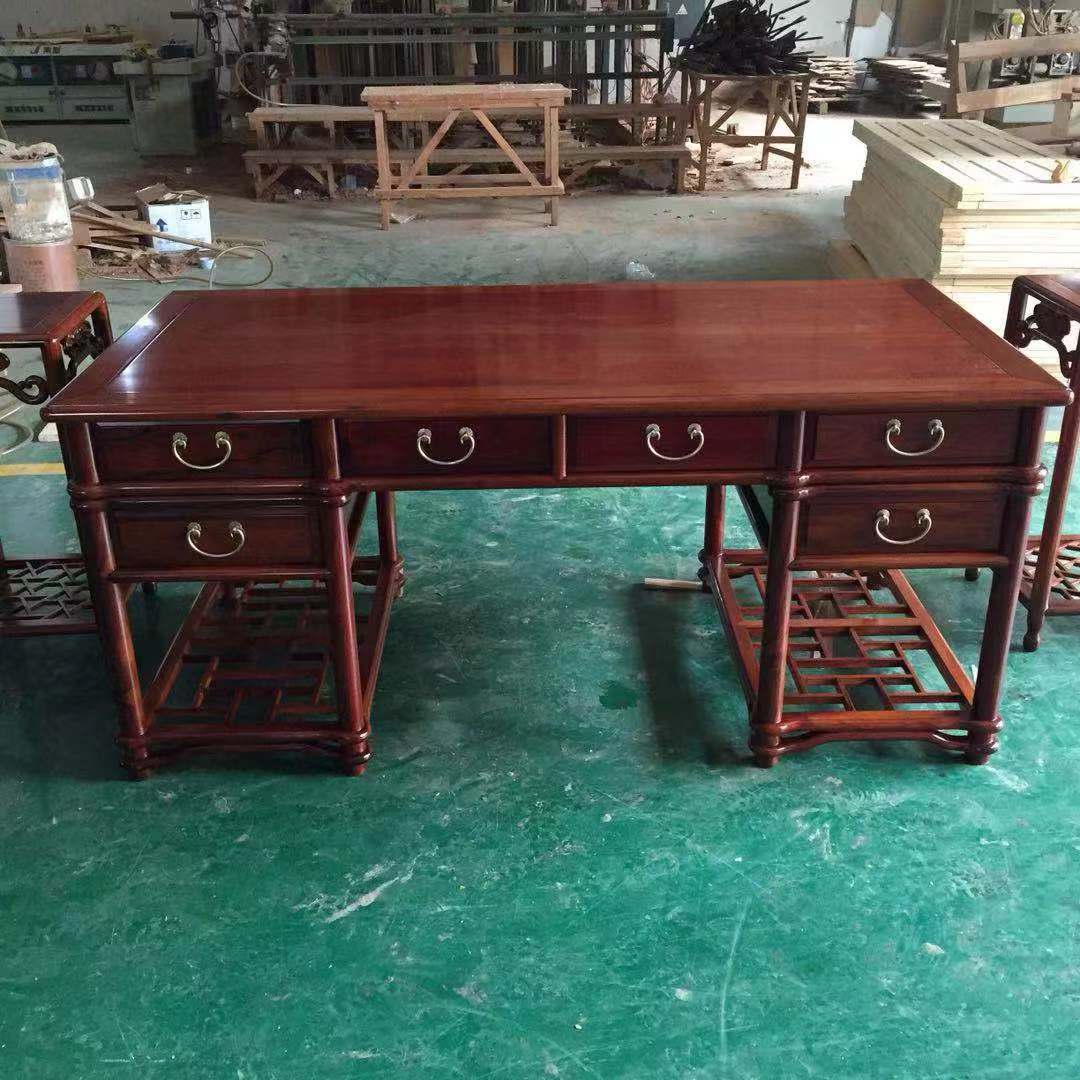 现代家具-实木书桌