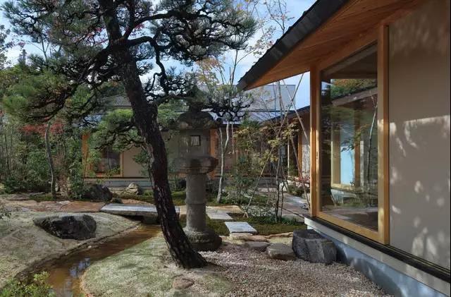 北京园林设计公司设计小型别墅花园景观的三个技巧