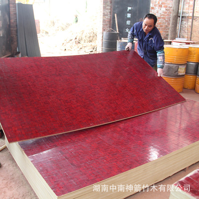 建筑竹胶板价格 双面覆膜 可反复使用 防水耐磨 侧面密实 无空洞