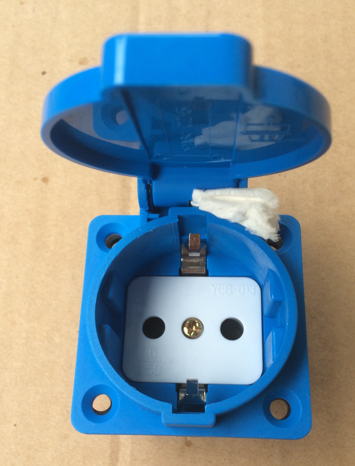 供应欧式插座E-013电器AC电源输出插座德式带盖电源插座