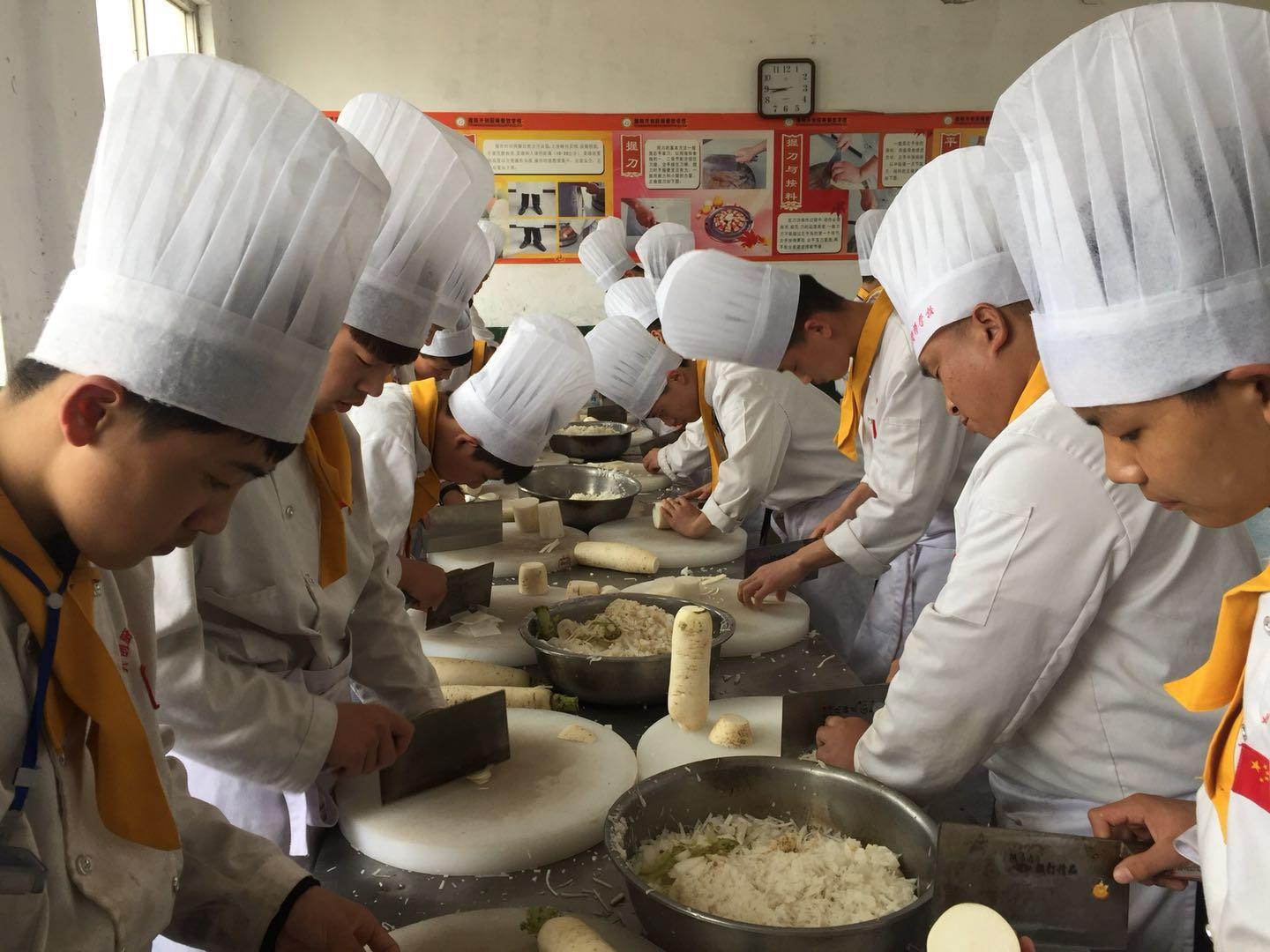 安阳厨师培训学校