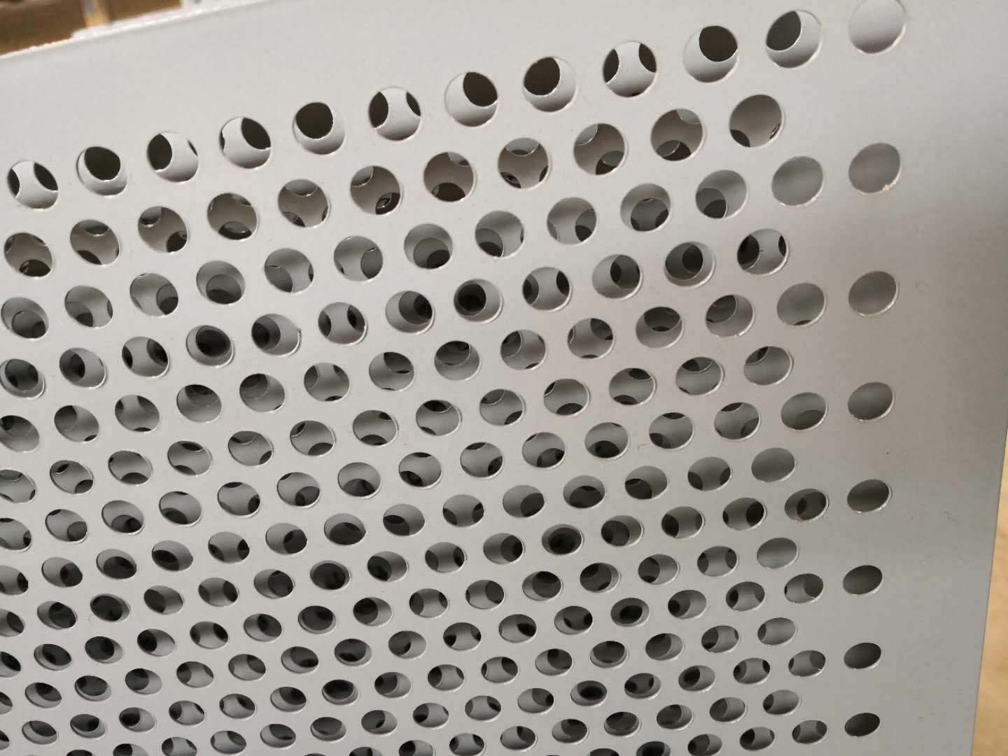 厂家直销不锈钢冲孔板镀锌圆孔板带孔铁板多孔板