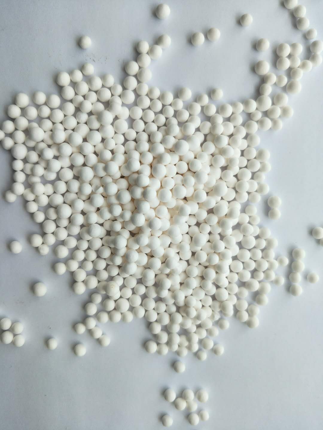 除氟剂吸附剂小球活性氧化铝球￠0.5-1毫米, 1-2毫米, 2-3毫米
