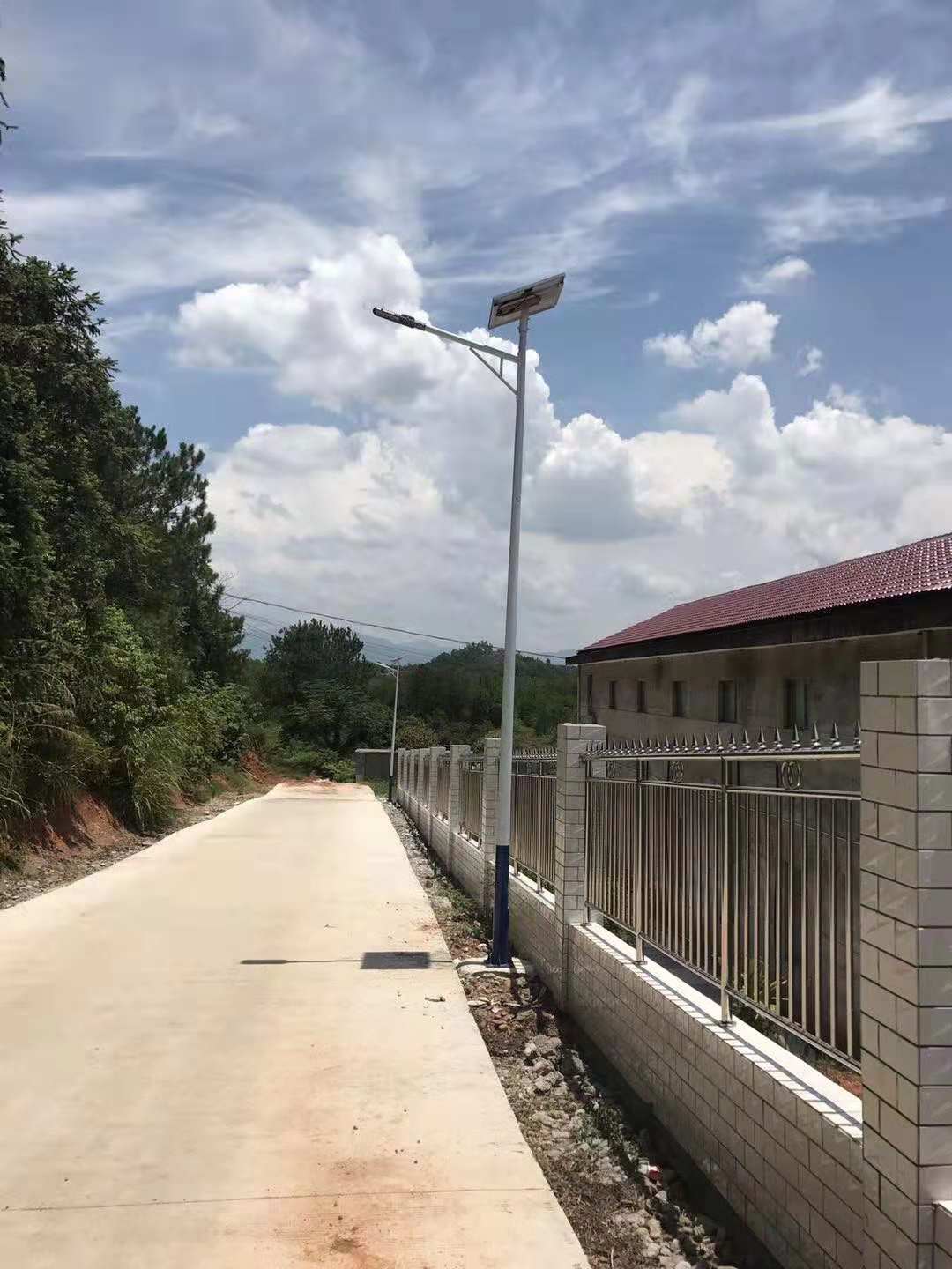 武汉秭归农村家用一体化太阳能路灯报价表