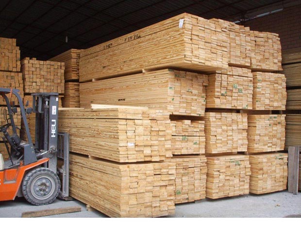 不加防腐木的木材有哪些可以防腐-南方松防腐木板材