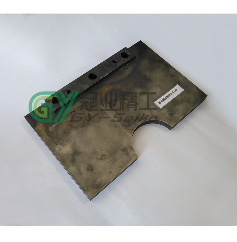 卷盘注塑水冷散热器模具钢S136真空钎焊工业连接器金属3d打印技术