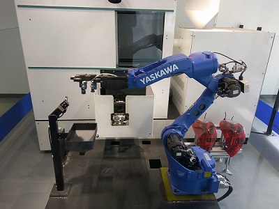 解放人手的机器人全自动喷砂机解决方案价格