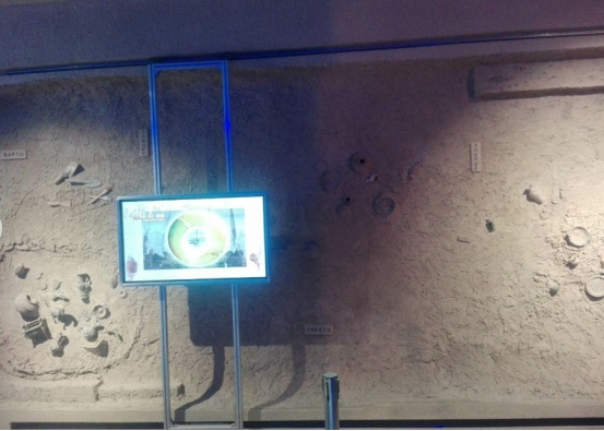 三门峡非物质文化遗产多媒体互动滑轨屏