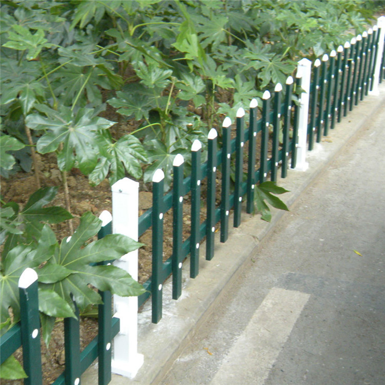 草坪护栏 塑钢PVC绿化带护栏 厂家