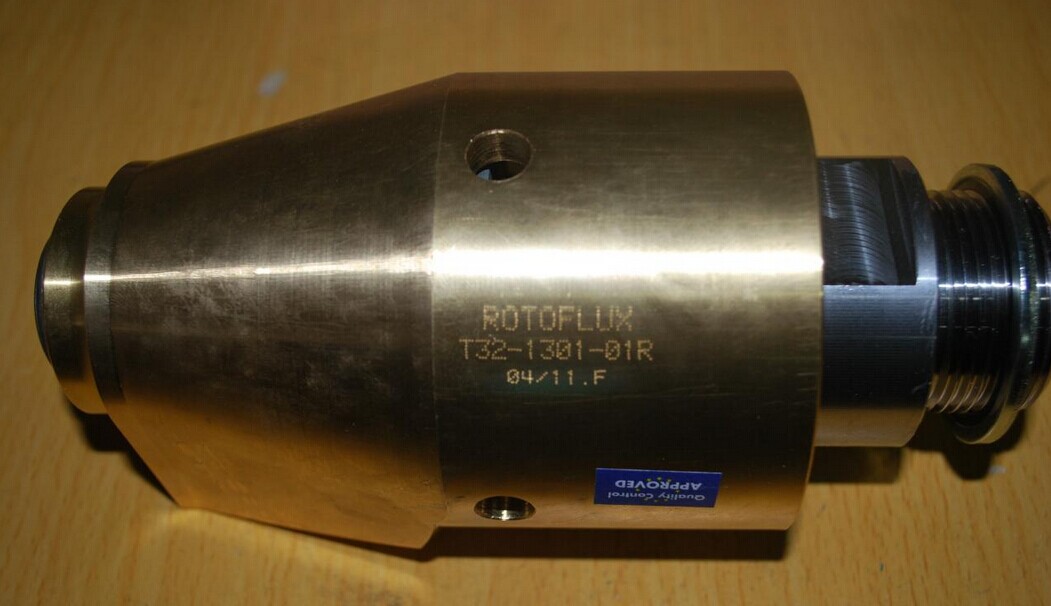 主推B10-1701-05L轴套式旋接器ROTOFLUX奔走相告