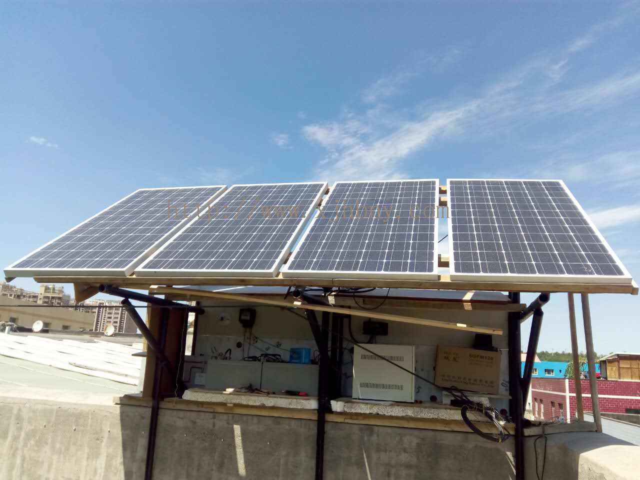 小型水泵太阳能供电设备