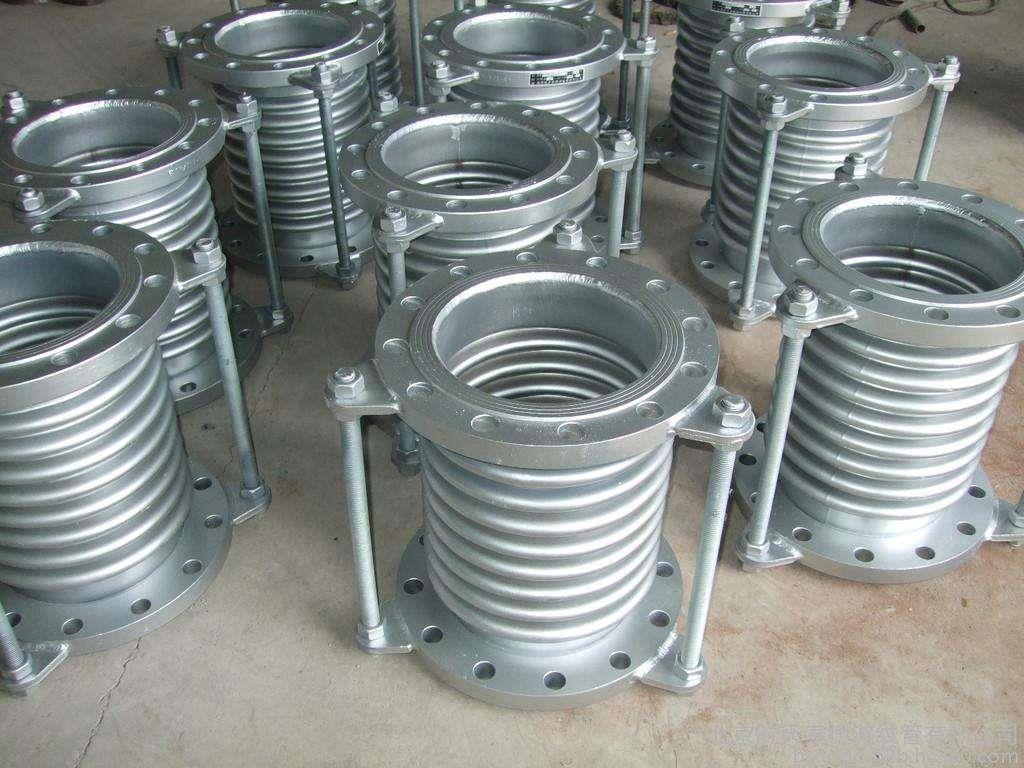 不銹鋼波紋管補償器的工作原理