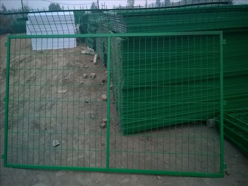 圈牛羊用围栏网生产厂家价格