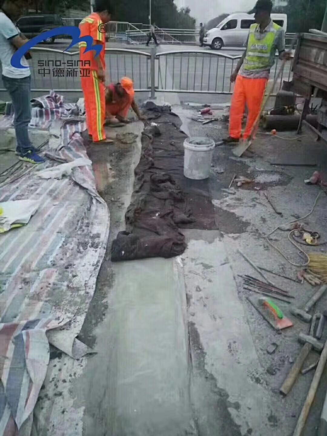 四川省桥梁伸缩缝混凝土破碎技术指导