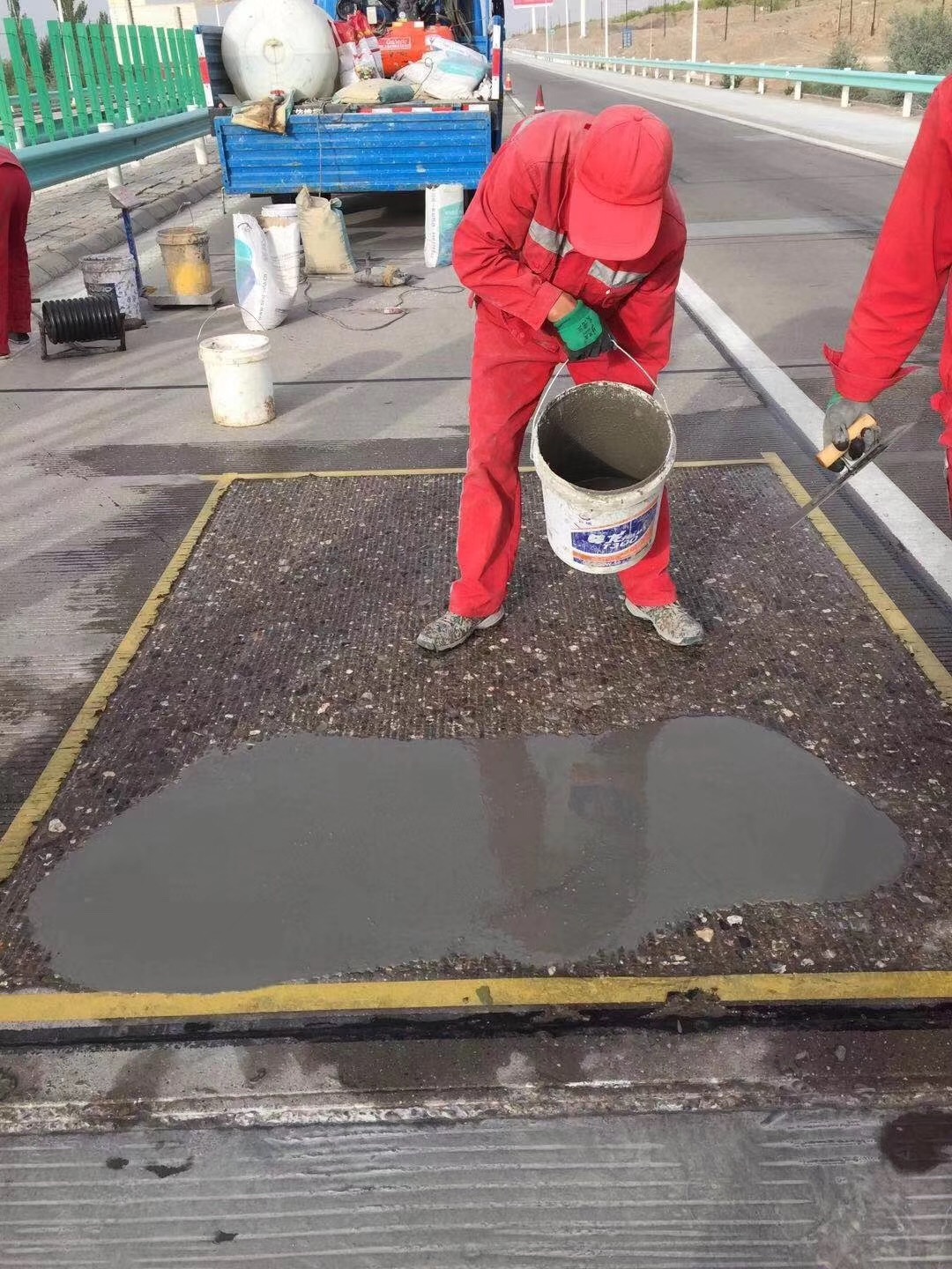 贵州省贵阳市混凝土路面起砂修复技术指导