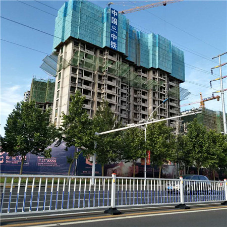 深圳高层建筑爬架网-厂家设计 生产 安装指导一条龙服务-烨科冲孔