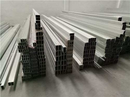 6063铝方管型材 大口径氧化铝方管