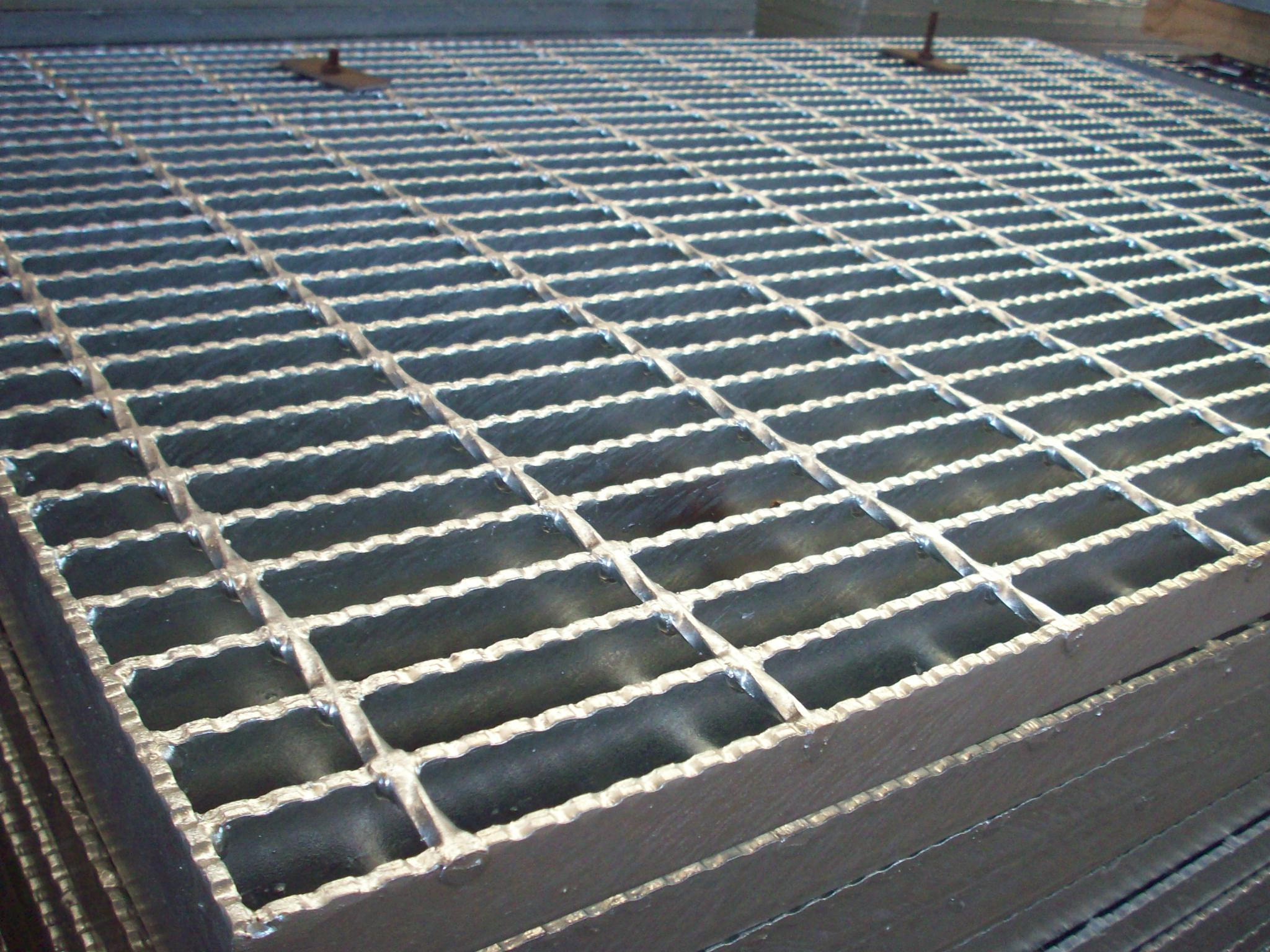 上海沟盖板-上海建材-平台钢格板-钢梯踏步板-防滑钢格板