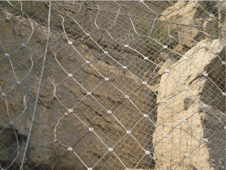 山体防护网SNS柔性边坡防护网钢丝绳护坡网