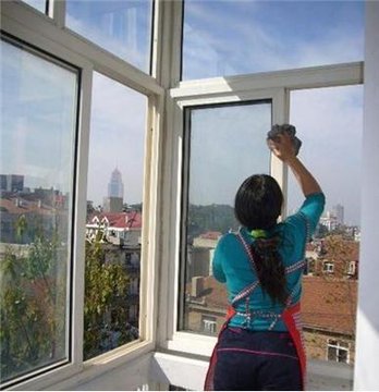 北京家政公司 北苑家园附近保洁 媒体村华贸城擦玻璃小时工