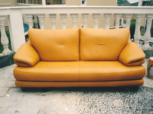 南京皮新彩沙发餐椅床头翻新维修，免费上门服务！