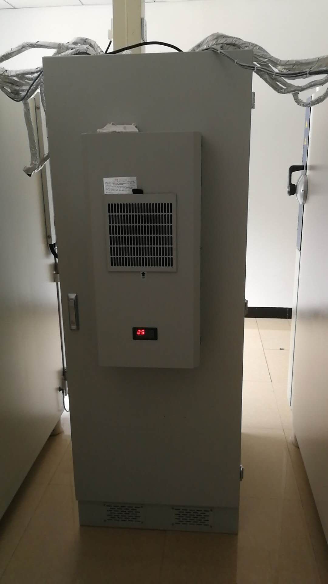 机柜空调散热器，工业空调