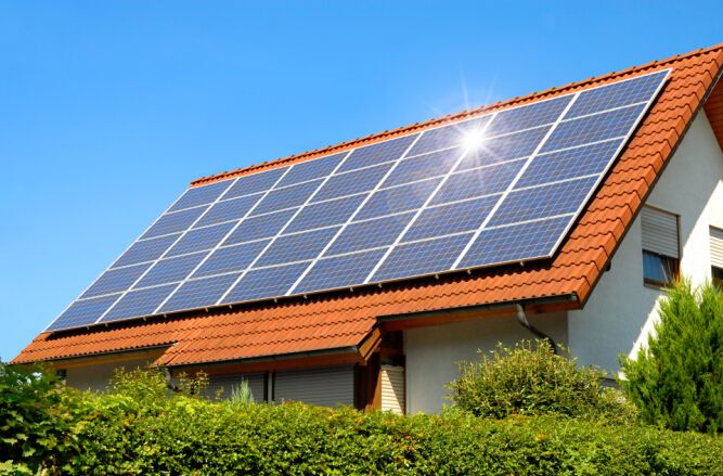 家用太阳能发电专业性哪家强，*晶澳·湘光福太阳能发电板