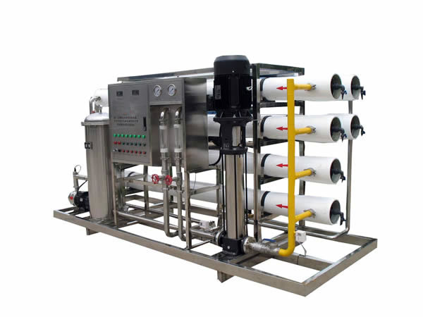 反渗透设备安装调试郑州水处理设备厂家3吨反渗透纯净水设备