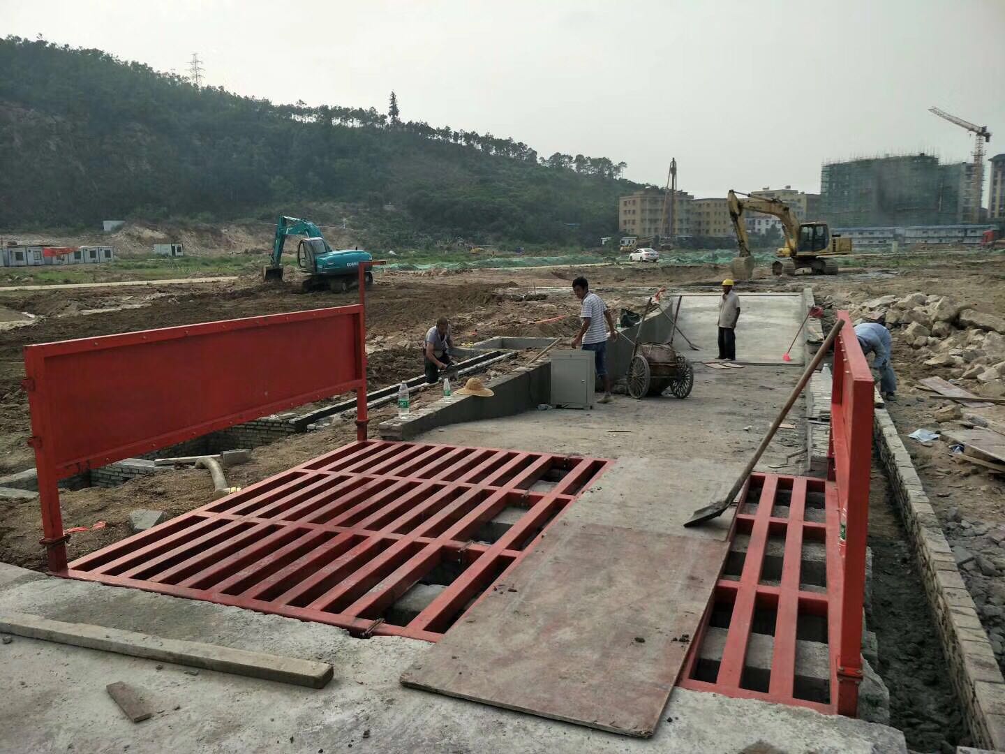 柳州市-建筑工地洗车槽-可实现全自动化管理