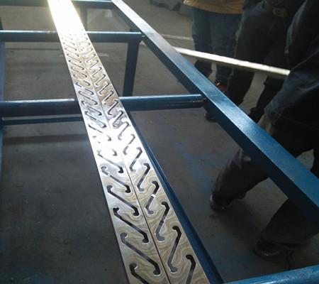 常德专业制造铝型材围栏数控冲床