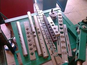 北京专业生产铁管自动冲孔机