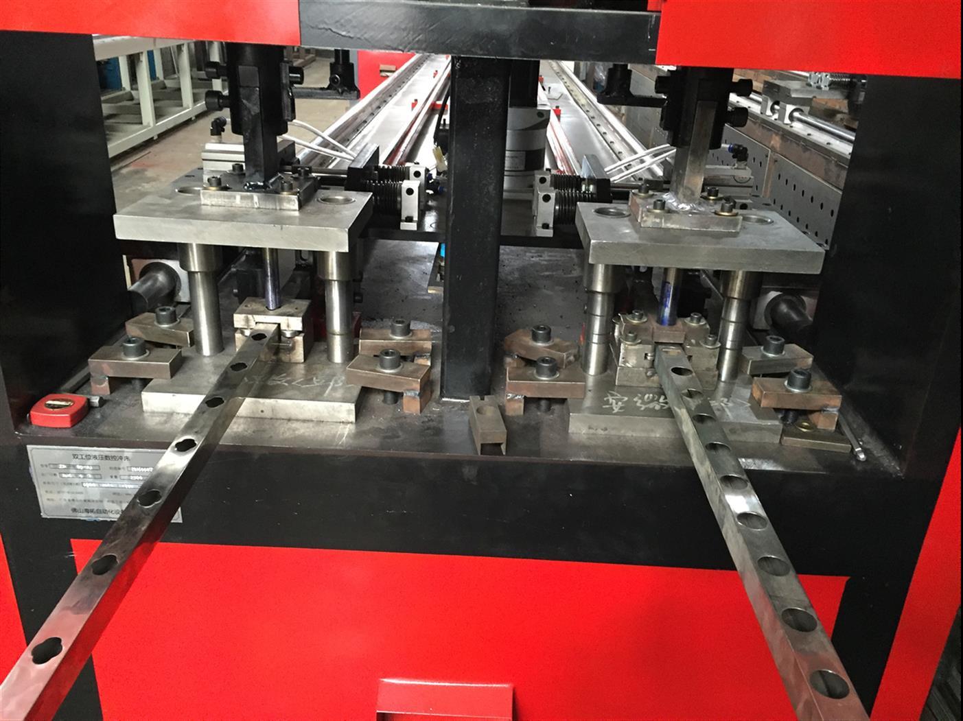 北京专业生产铁管自动冲孔机